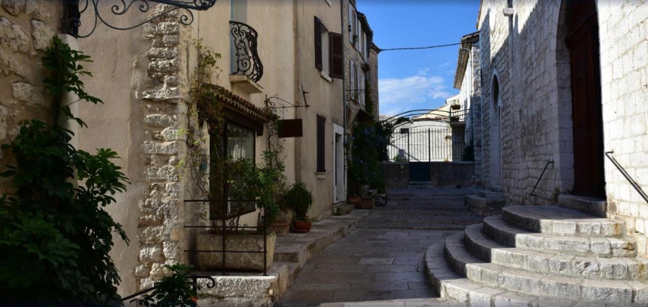 Apartment In Nisa Exterior foto